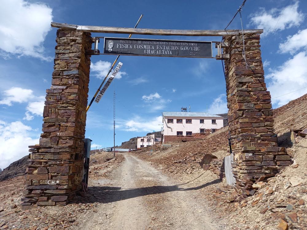 Chacaltaya atmospheric observatory